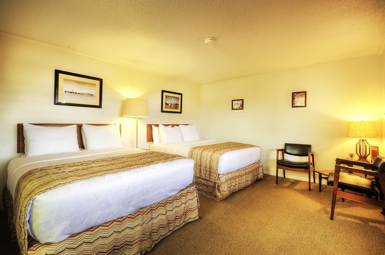 Roadrunner Lodge Motel Tucumcari Buitenkant foto