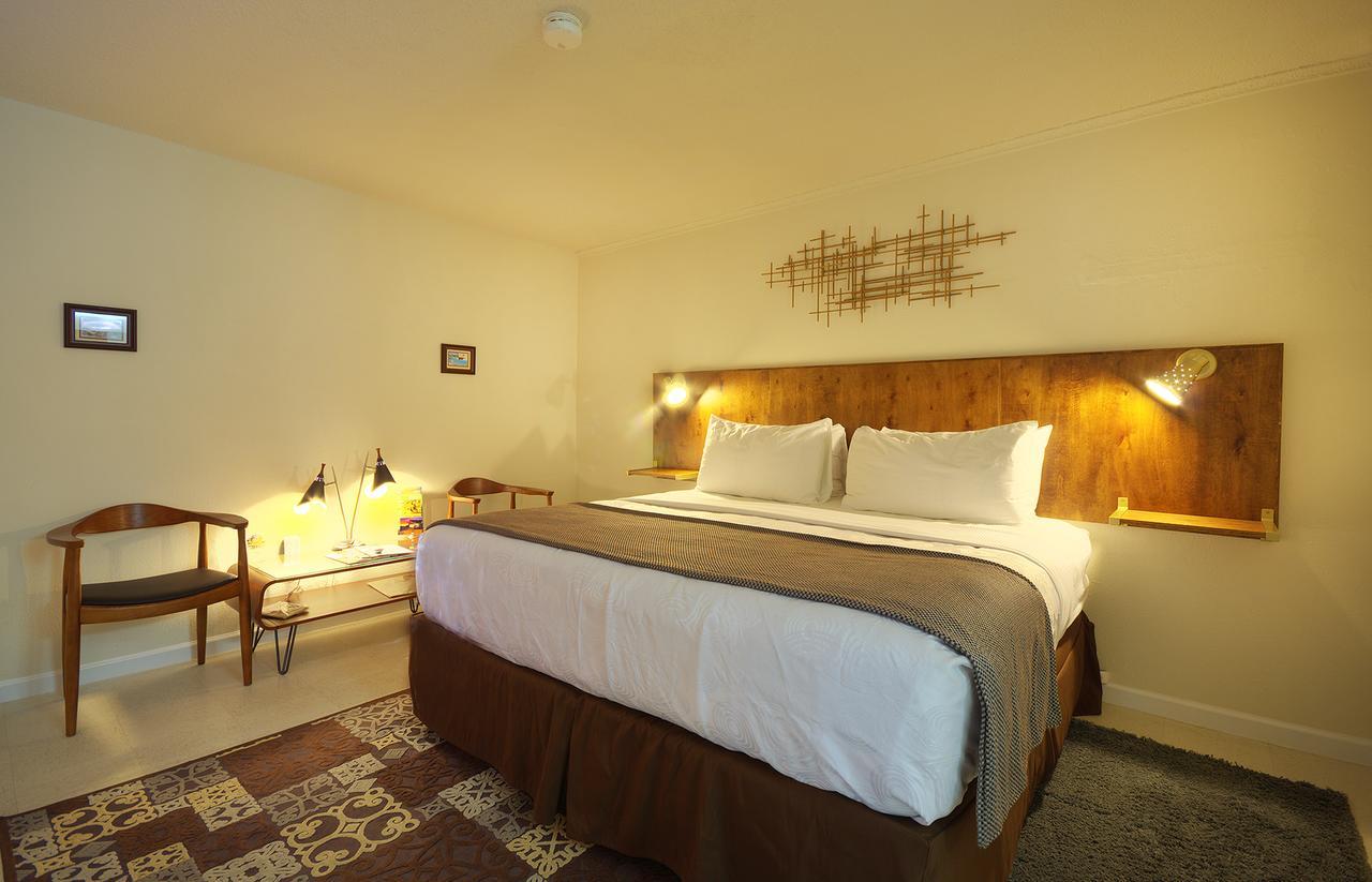 Roadrunner Lodge Motel Tucumcari Buitenkant foto